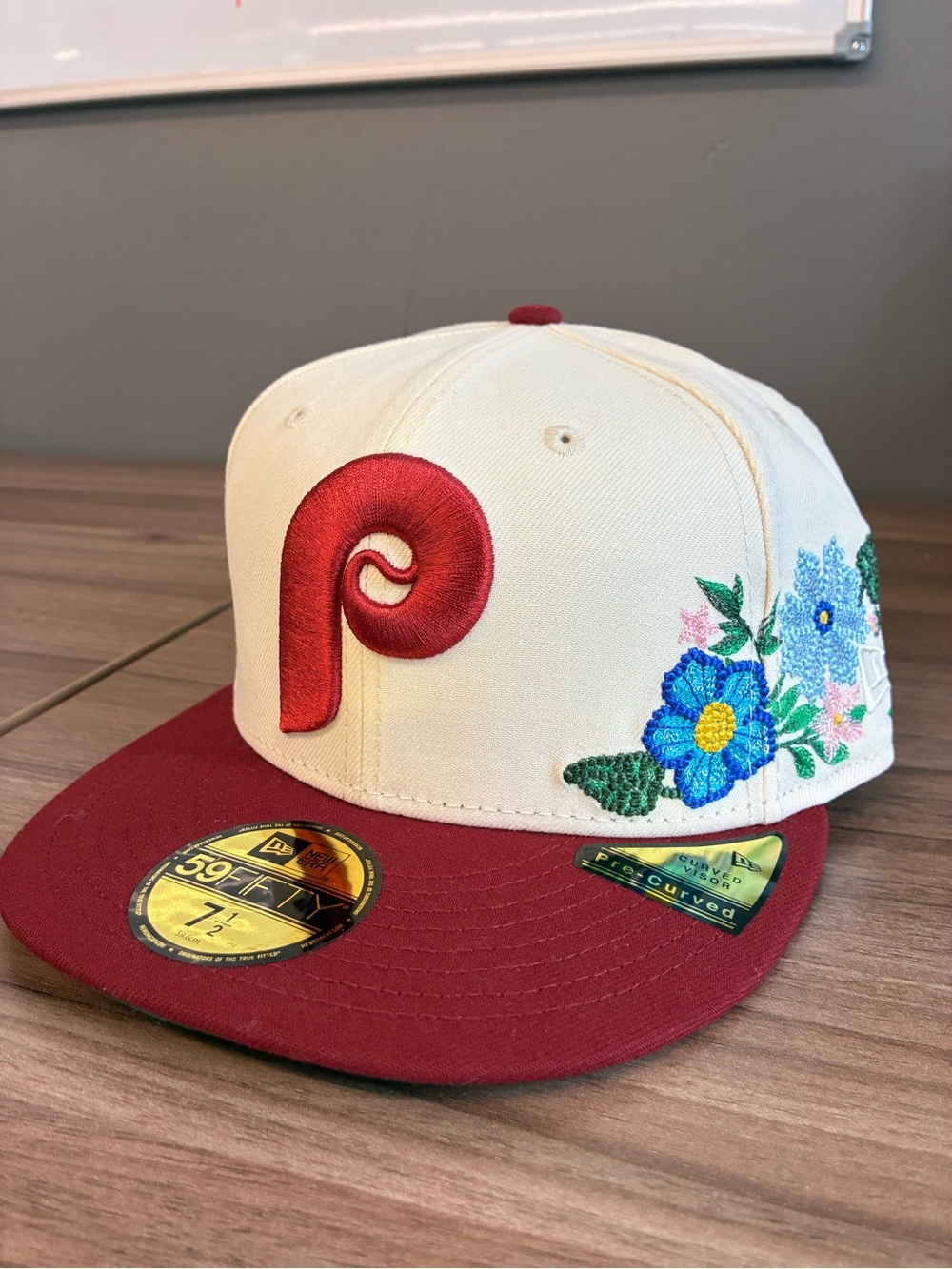 New Era Phillies Cream & Maroon Floral Embroidered Fitted Baseball Cap 7 1/2